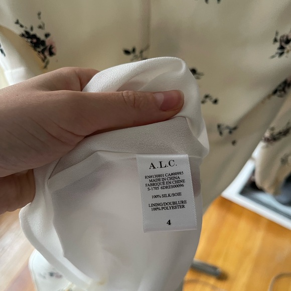 ALC Sana Flounce Hem Dress 100% Silk Floral - Picture 6 of 12